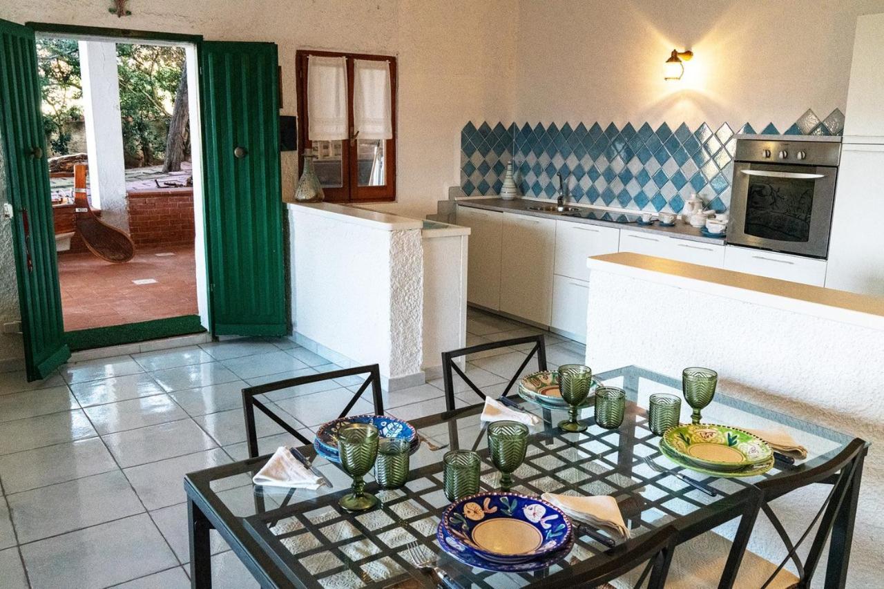Villa Angela Santa Teresa Gallura Exteriör bild