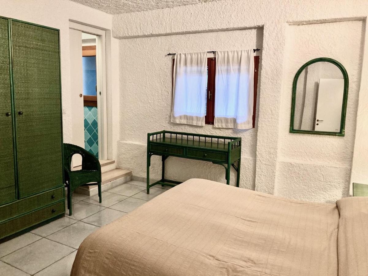Villa Angela Santa Teresa Gallura Exteriör bild