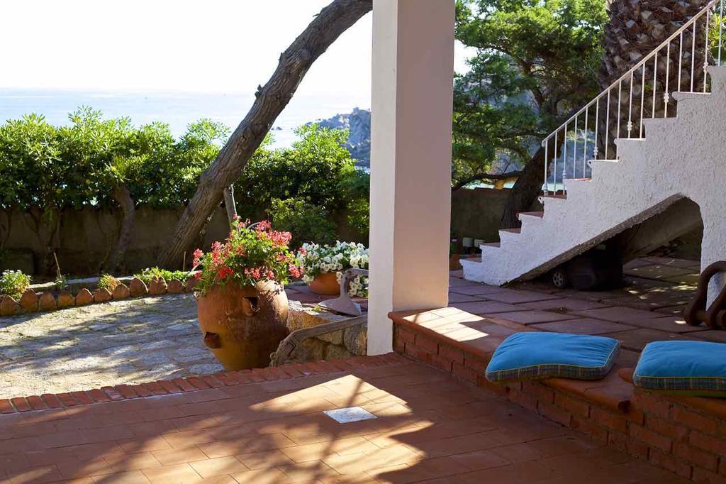 Villa Angela Santa Teresa Gallura Exteriör bild
